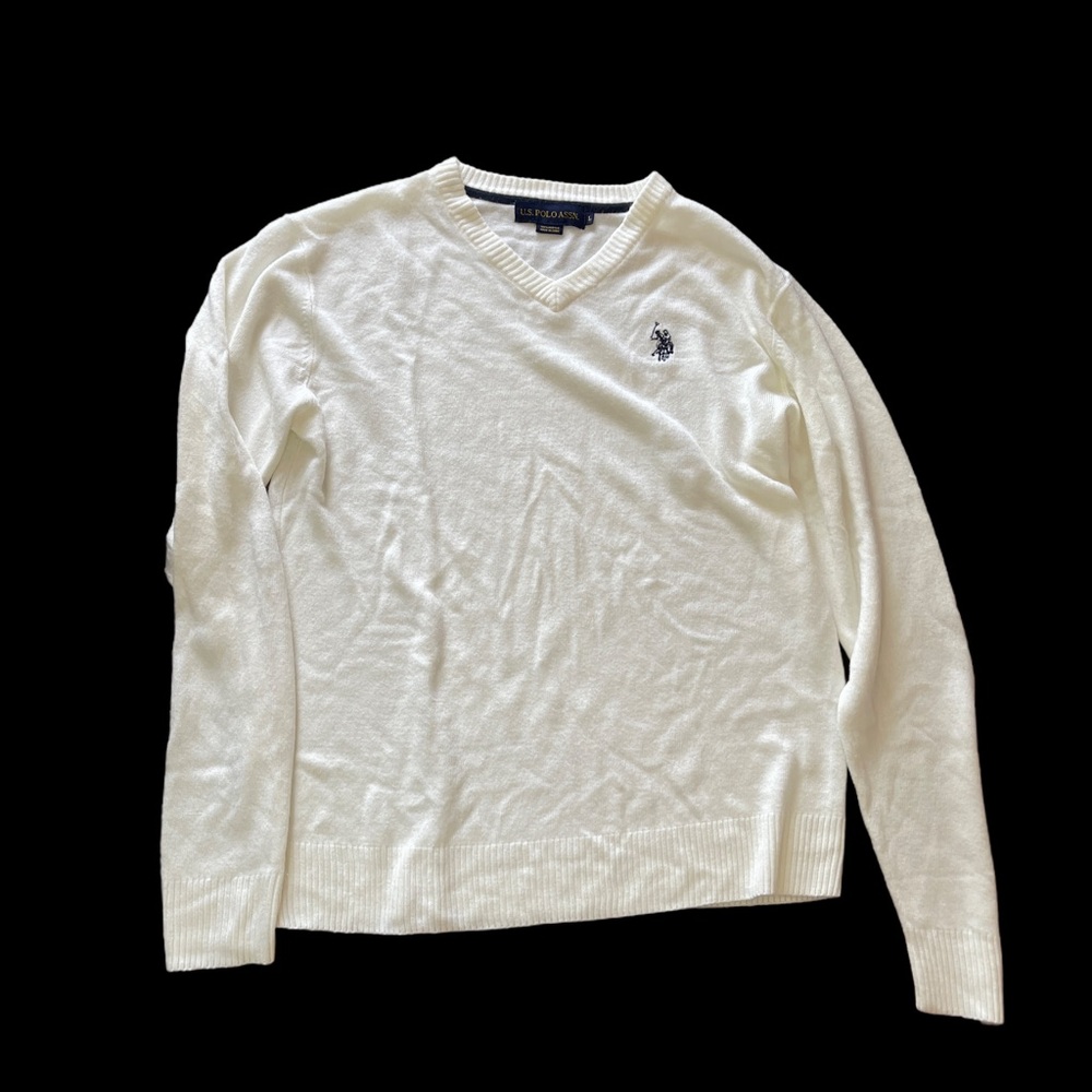 U.S. Polo Assn. Men's White V-Neck Sweater - Picture 2 of 5